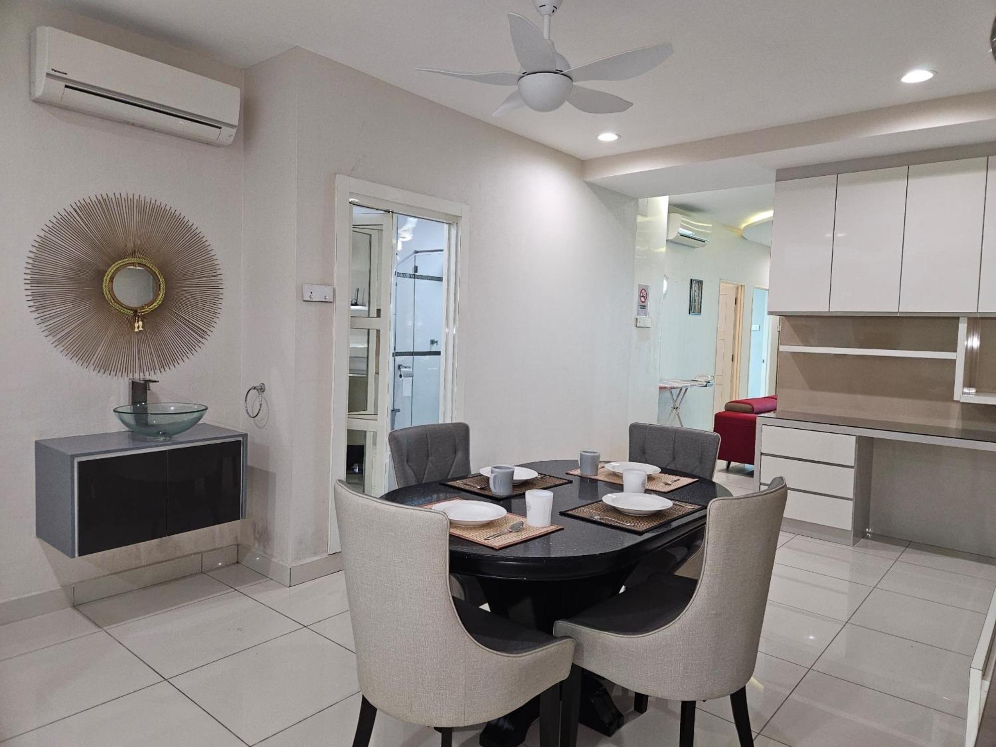Mansion One11-16 Apartemen